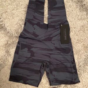 Alphalete leggings